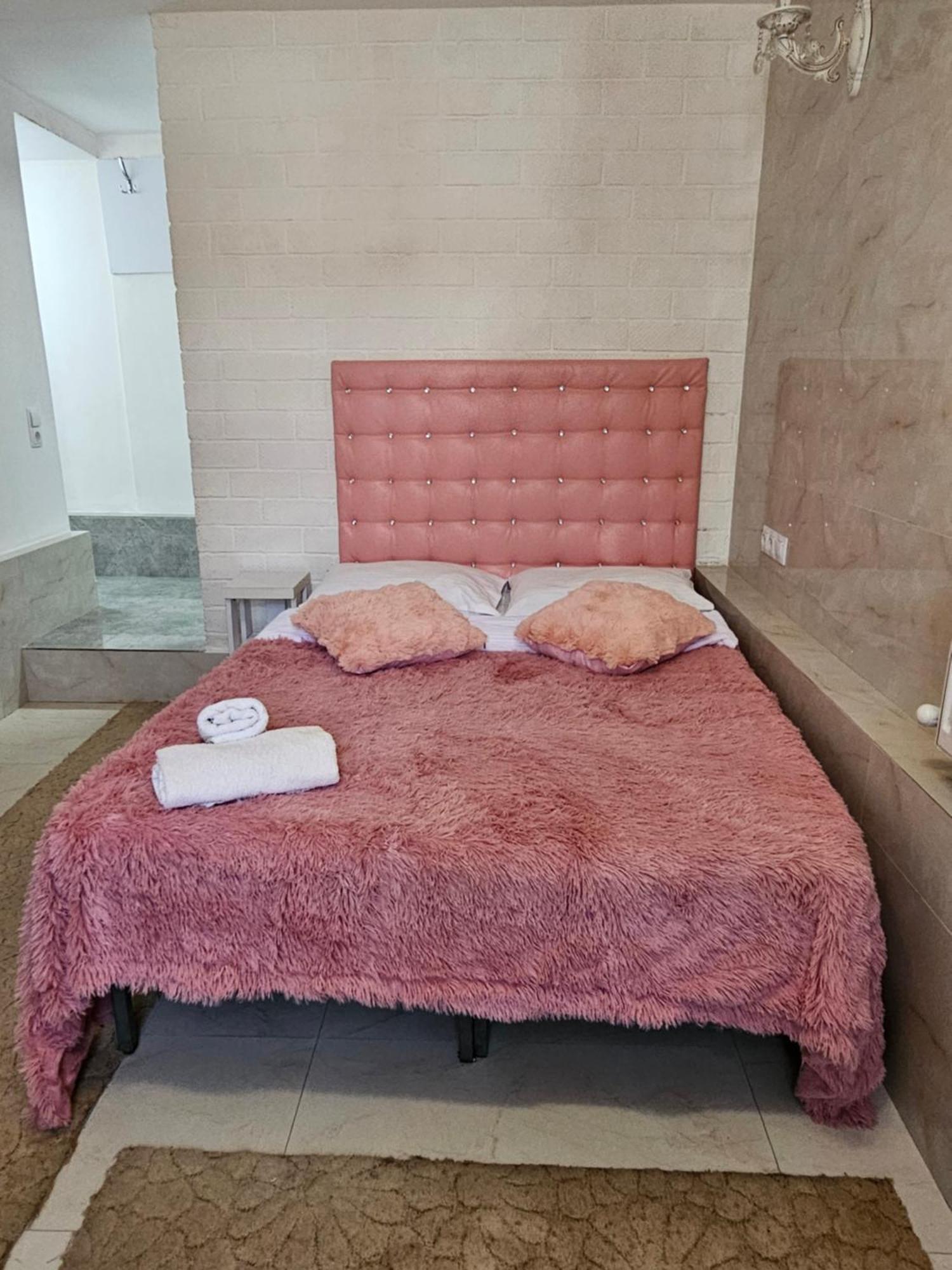 Rose Studio Chisinau Eksteriør bilde