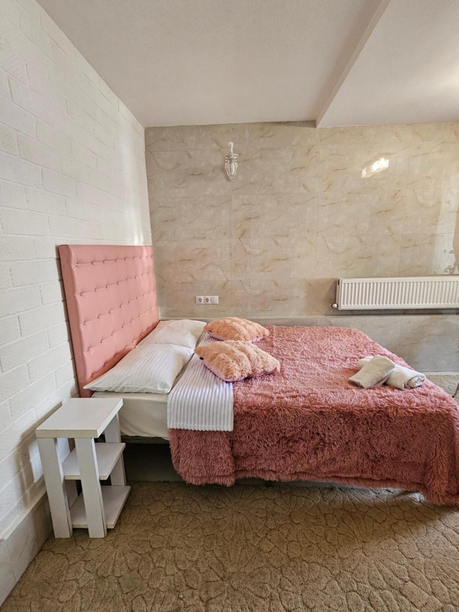 Rose Studio Chisinau Eksteriør bilde
